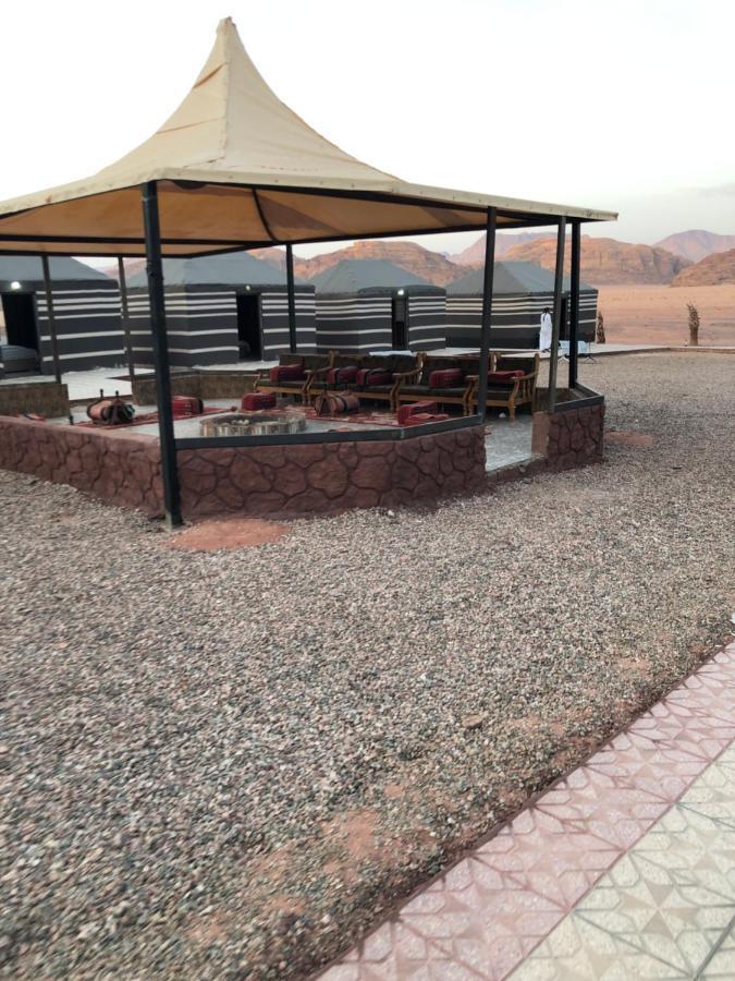 Flowers Rum Camp Wadi Rum Zewnętrze zdjęcie